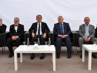 Sakık ve Ahmet Türk taziyeye gitti.