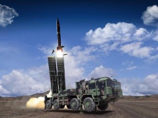 Türkiye uzun menzilli füze denemesi yaptı