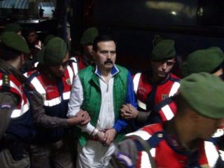 Ünlü mafya babasından FETÖ itirafı