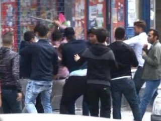 Sultangazi'de gerginlik! Cenazede ortalık karıştı