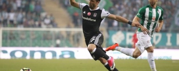Bursa'da Gökhan Gönül'e dolarlı protesto!