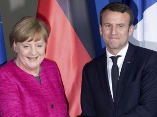 Merkel ile Macron görüştü! Büyülüydü