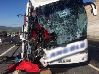 Elazığ'da korkunç kaza: Ölü ve yaralılar var!