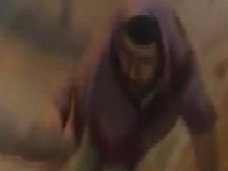 Kafe basan Suriyeli gruba meydan dayağı!