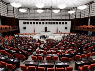 Emlak Bankası yeniden açılıyor