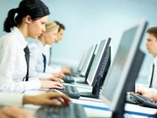 Dedikodu yaptı, tazminatsız işten atıldı