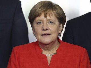 Merkel: Türkiye de o masada olmalı