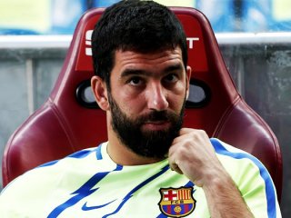 Arda Turan kararını açıkladı! Beni affedin ama...