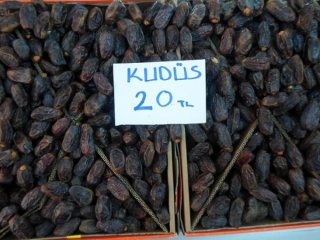 "Bu hurma ile oruç açmayın"