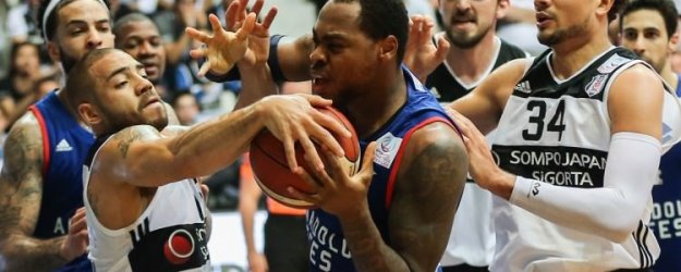 Beşiktaş Anadolu Efes'i dağıttı