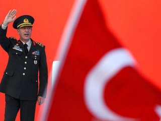 Ahmet Hakan yazdı! Hulusi Akar neden görevden alınmadı?