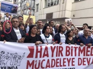 HDP ve CHP'li vekiller o terörist için yürüdü!