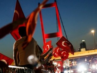Sedat Ergin'den darbe kontrollü diyenleri susturacak yazı