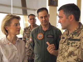 Almanya'nın İncirlik'te kaç ton yükü var?