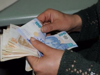 Emekliye ve memura çifte zam