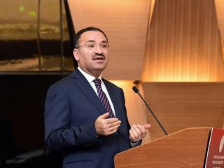 Adalet Bakanı Bozdağ FETÖ'den tutuklananların sayısını açıkladı