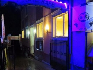 Ankara'da komünistler birbirine girdi!