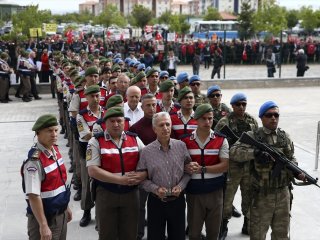 FETÖ'cü darbecilerin 10 yalanı