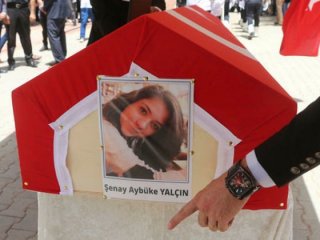 Şehit öğretmen Şenay Aybüke Yalçın defnedildi
