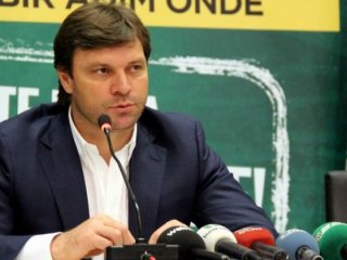 Ertuğrul Sağlam yeniden Süper Lig'de!