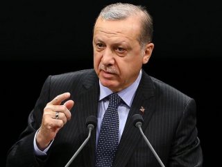 Cumhurbaşkanı Erdoğan 02.32'de halka hitap edecek