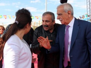 İtiraf etti! Elçilerden HDP'ye 'bağımsızlık' gazı