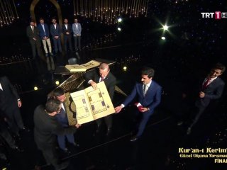 Yarışmada Erdoğan sürprizi