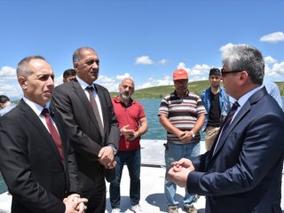 Validen iskele yapan firma yetkilisine fırça!