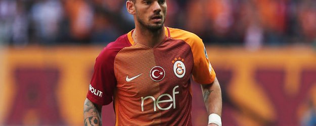 Sneijder'in menajerinden ayrılık açıklaması!