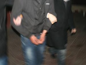 Hastane kapısını kırana 1 yıl hapis