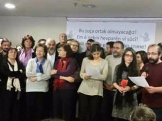 12 akademisyen açığa alındı!