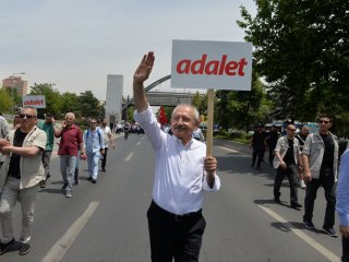 'Adalet' yürüyüşündeki FETÖ'cüler soruldu! Bakın ne cevap verdi