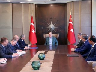 Erdoğan'dan Rus Savunma Bakanı'yla kritik görüşme