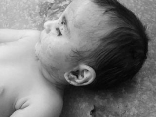 Dünya sessiz! Minik Zehra'yı katlettiler!