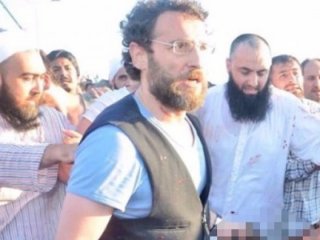 Yardım ederken DEAŞ'çı ilan edildik!