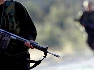 Siirt'te muhtarların aracına terör saldırısı!