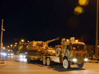 Afrin sınırına fırtına obüsü sevkiyatı yapıldı