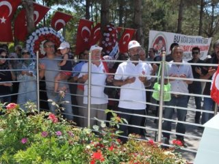 Türkiye'nin her yerinden on binler oraya koştu