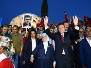 Cumhurbaşkanı Erdoğan: Türkiye göründüğünden ibaret değildir!