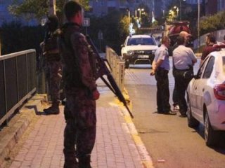 İstanbul'da polise alçak saldırı: Şehidimiz var!