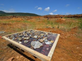 Uşak’ta 200 bin yıllık insan izleri bulundu