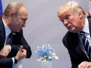 Trump, Almanya'da Putin'le iki kez görüşmüş