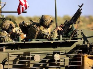 Türkiye sınırında şok 'gizli üs' iddiası!