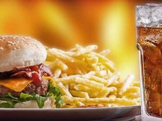 Fast food devlerinde korkunç skandal! Peş peşe açıklama yaptılar..