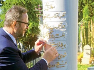 Erdoğan'ın talimatıyla usta tarihçiye ulema kabri