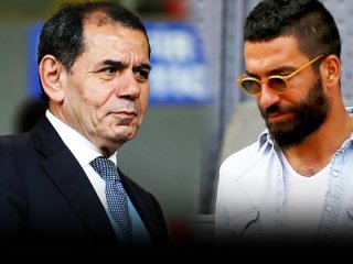 Arda Turan'dan G.Saray'a transfer cevabı