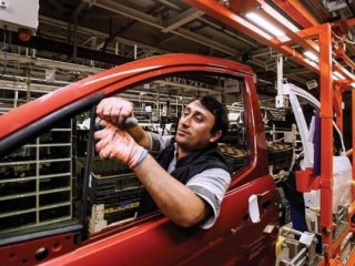Ford'da üretime ara verildi