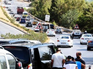 İnanılmaz görüntü! İstanbul'dan kaçıyorlar!