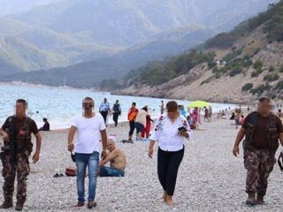Ünlü plaja özel harekatçılardan operasyon