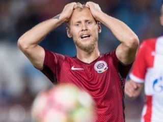 Semih Kaya'nın ayağı kırıldı